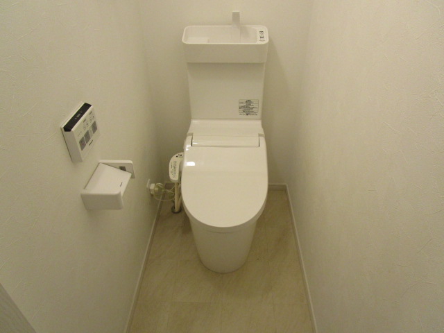 トイレ　※参考写真です。似た間取り・他部屋の写真となります。