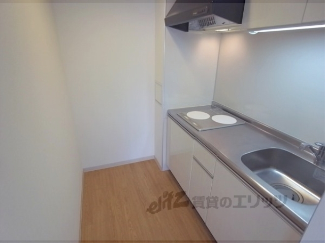 キッチン　広々としたキッチンです。