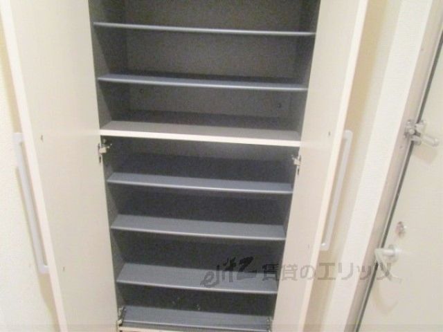 その他設備　下駄箱