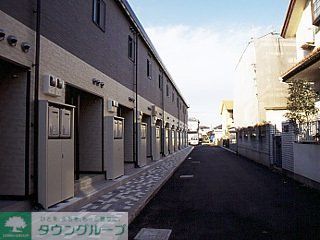 庭　設備・仕様は号室により異なる為、現況を優先致します。