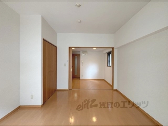 居室・リビング　洋室