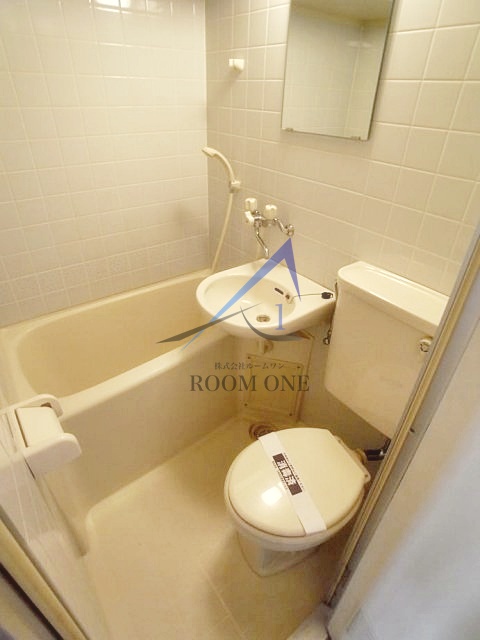 バス・シャワールーム　お風呂です。