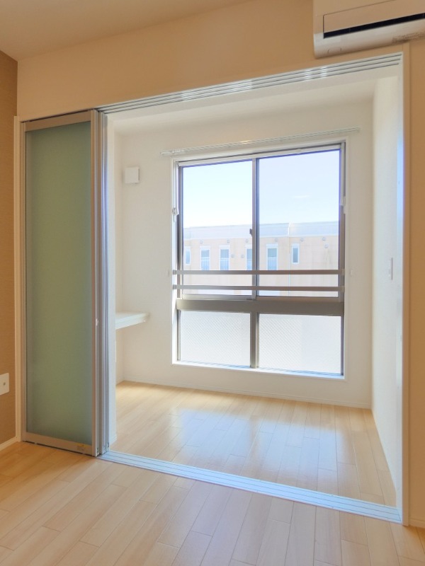 バルコニー　図面と現状に相違がある場合には現状を優先