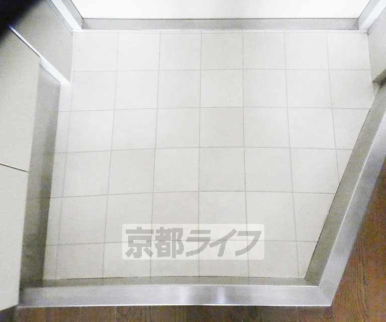 玄関　ゆとりのある玄関口です。