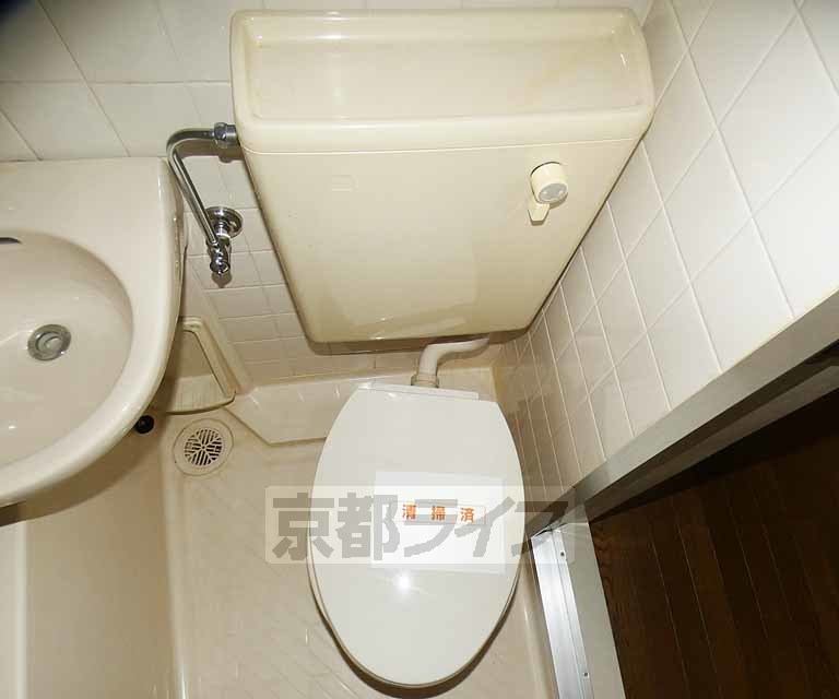 トイレ　清潔感のあるトイレです。