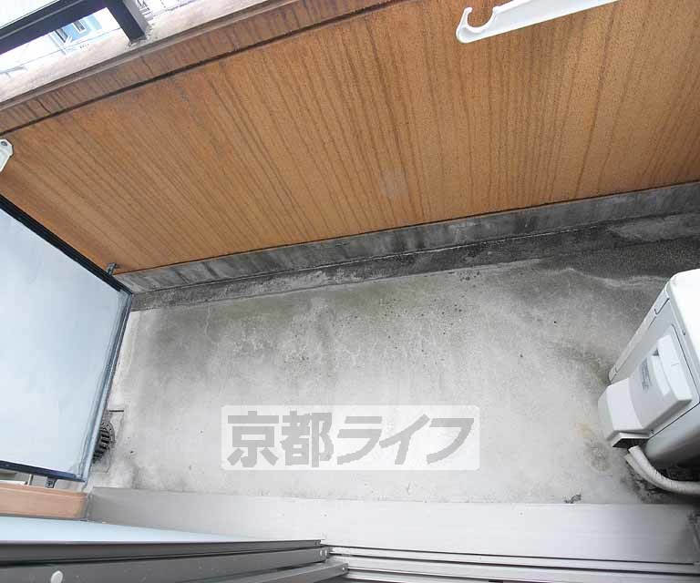 バルコニー　日当たり良好です。