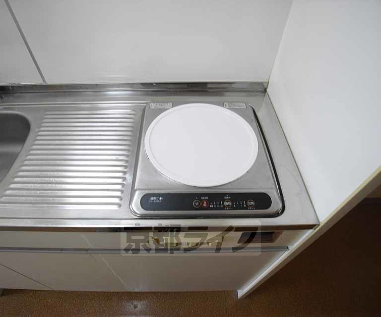 その他設備　人気のＩＨコンロです。