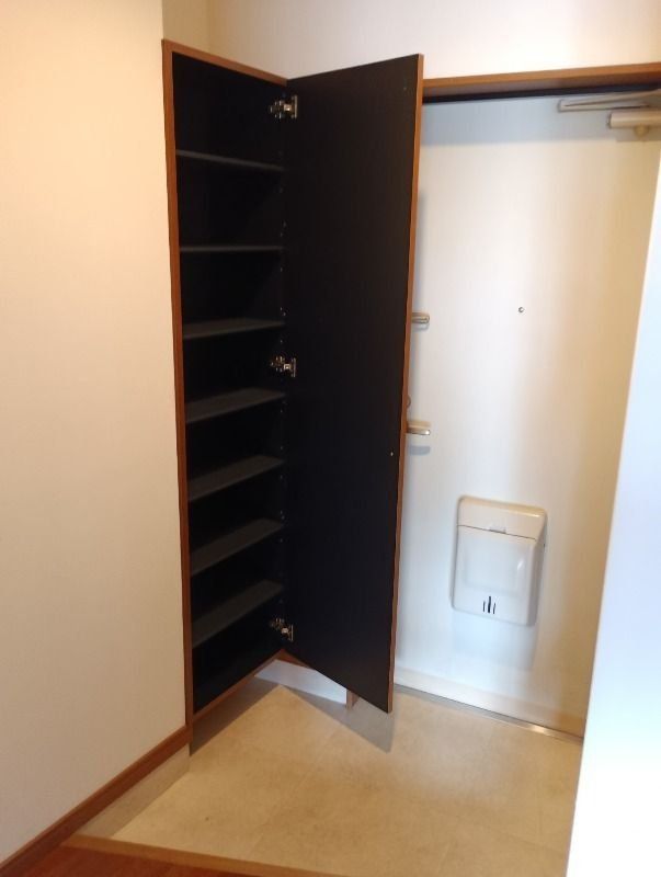 玄関　収納