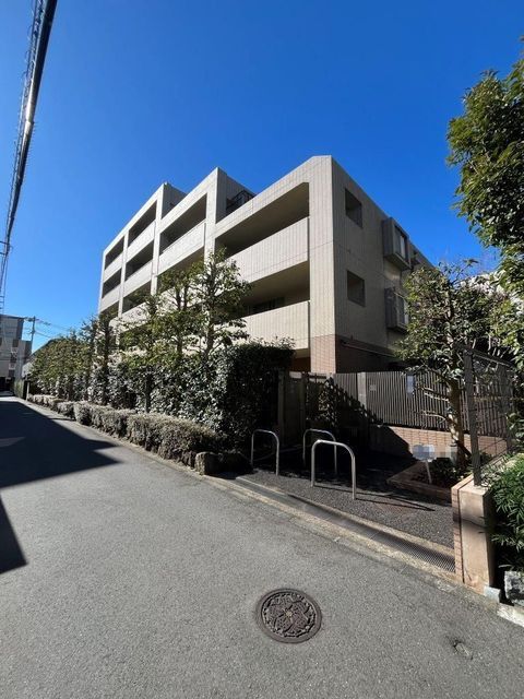 建物外観　外観（別角度）