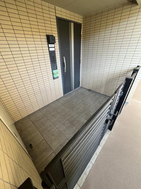 玄関　玄関ポーチ