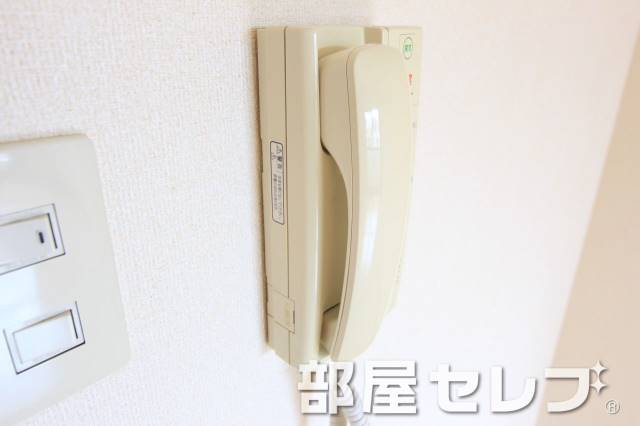 セキュリティ　インターホン。