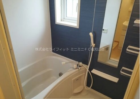 バス・シャワールーム　※同間取り別部屋の写真です。