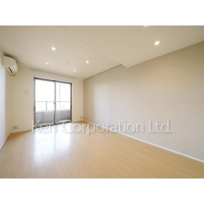 居室・リビング　同タイプ30階のお部屋を撮影。仕様が異なることがあります。