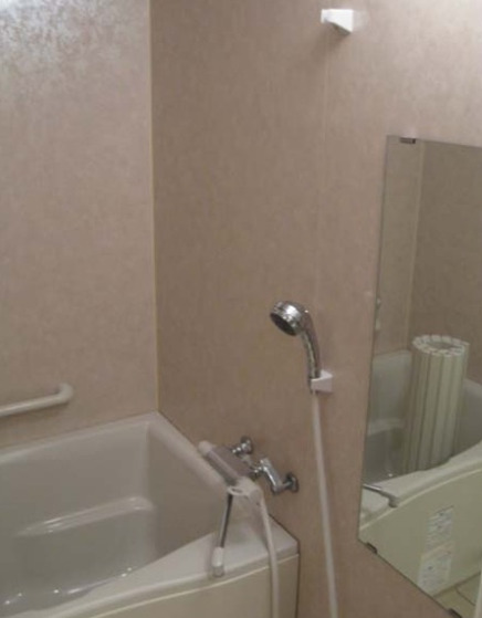 バス・シャワールーム　※別部屋の参考写真です。