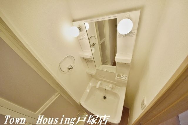 洗面設備　★★便利なシャンプードレッサー付き洗面台★★