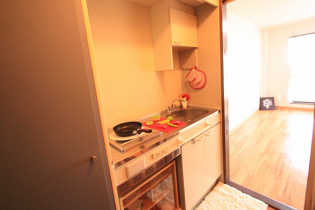 キッチン　モデルルームの為、備品は付きません。