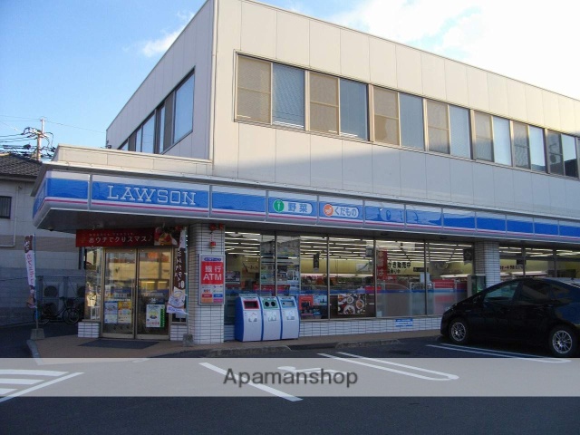 コンビニ　ローソン鹿児島東谷山三丁目店（コンビニ）まで376m