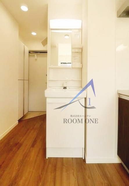 洗面設備　洗面台です。