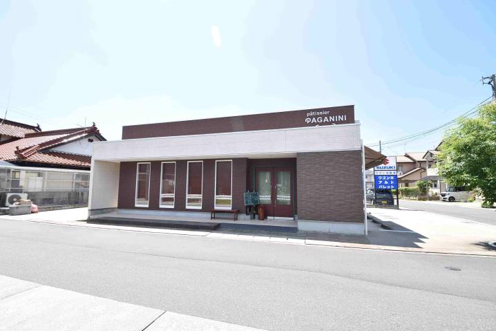 その他　パガニーニ（その他）まで764m