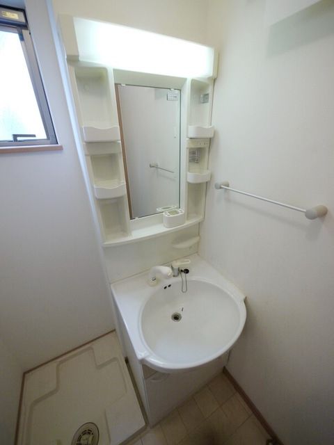 洗面設備　★独立洗面台の様子★