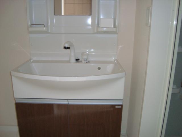 洗面設備　洗髪洗面化粧台