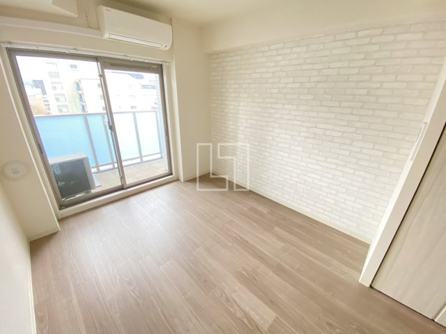 居室・リビング　プレサンス大手前ピリオド　洋室