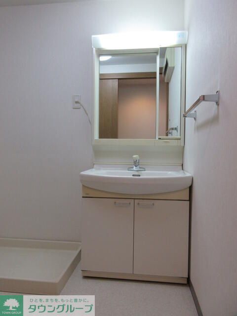 洗面設備　※同建物他号室（参考写真）