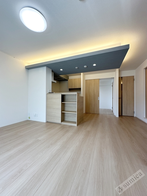 居室・リビング　間接照明がオシャレな室内を演出♪♪