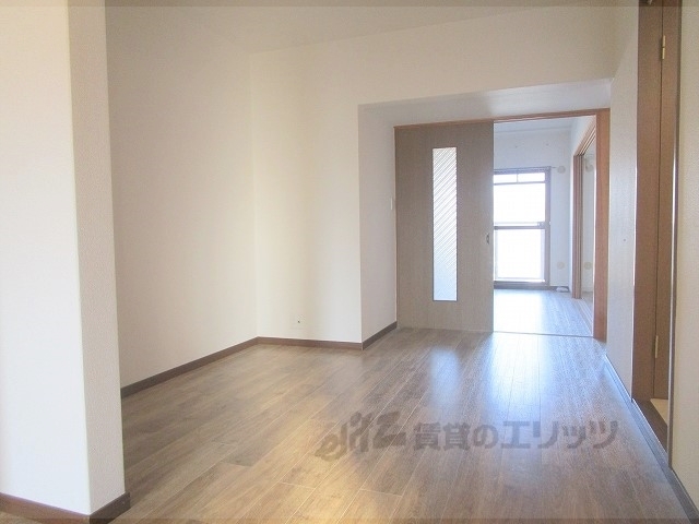 居室・リビング　リビング