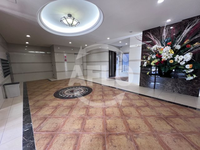 ロビー　Luxe緑橋　ロビー