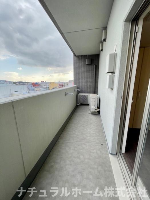 バルコニー　バルコニー