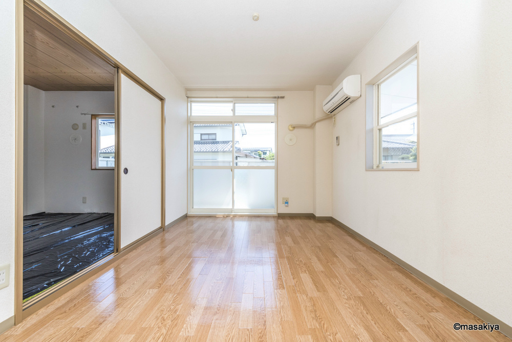 居室・リビング　リビング