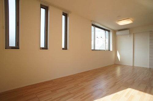 その他　★陽当たりの良いリビング