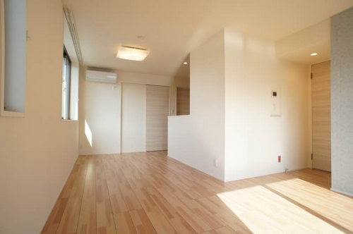 居室・リビング　★明るいリビング