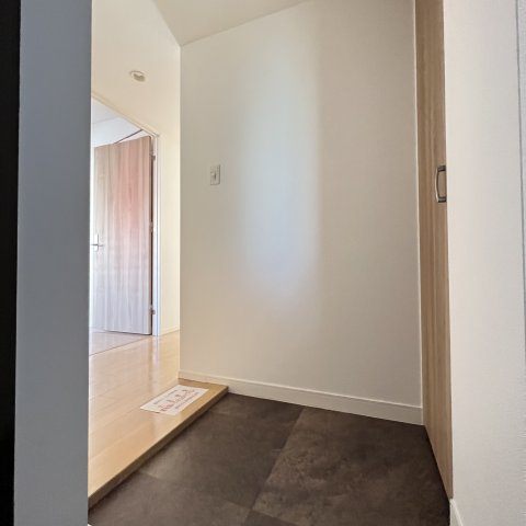 玄関　同仕様タイプです