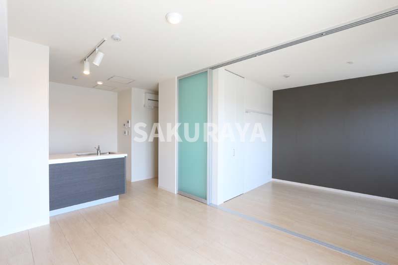 居室・リビング　現況と異なる場合がございます。