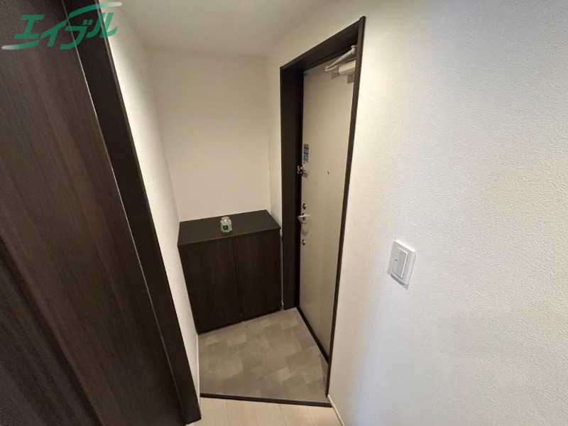 玄関　別部屋参考写真です