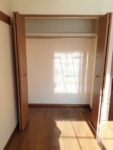 収納　クローゼット