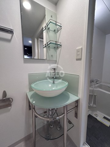 洗面設備　SERENiTE江坂四番館　洗面台