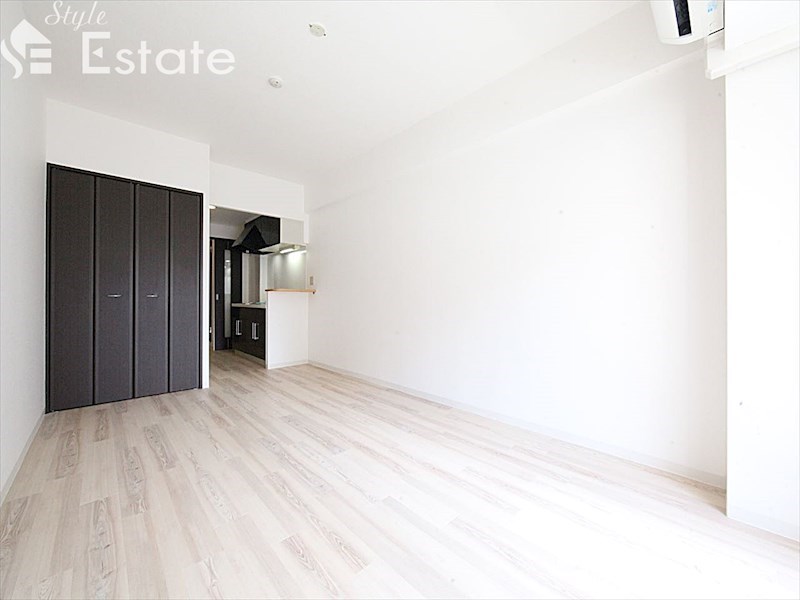 居室・リビング　内装