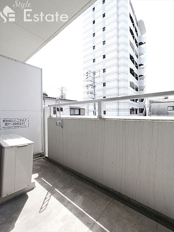 バルコニー　バルコニー