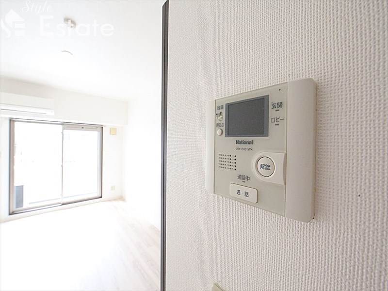 セキュリティ　モニター付きインターホン