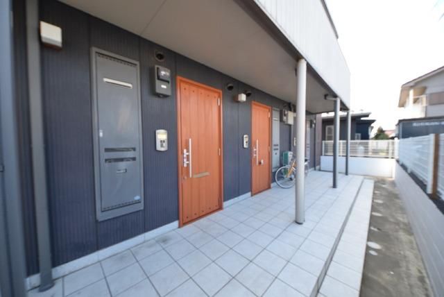 エントランス　★オシャレな外装です★