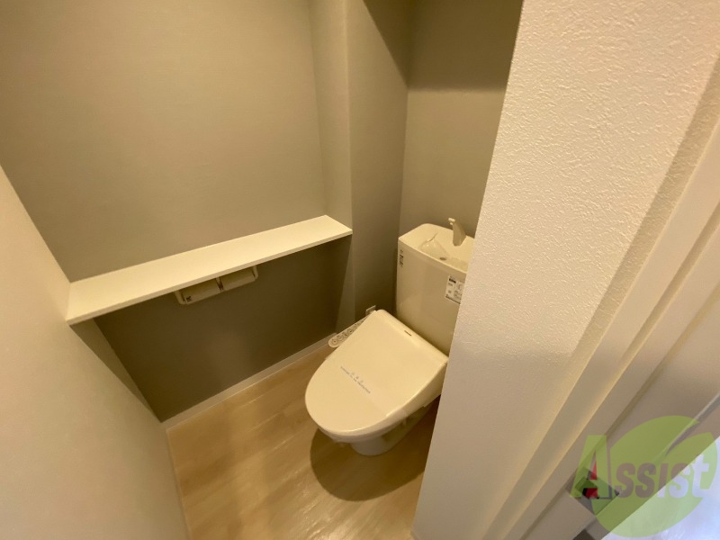 トイレ　ウォシュレット機能がついたトイレ。安心して使用できますね。