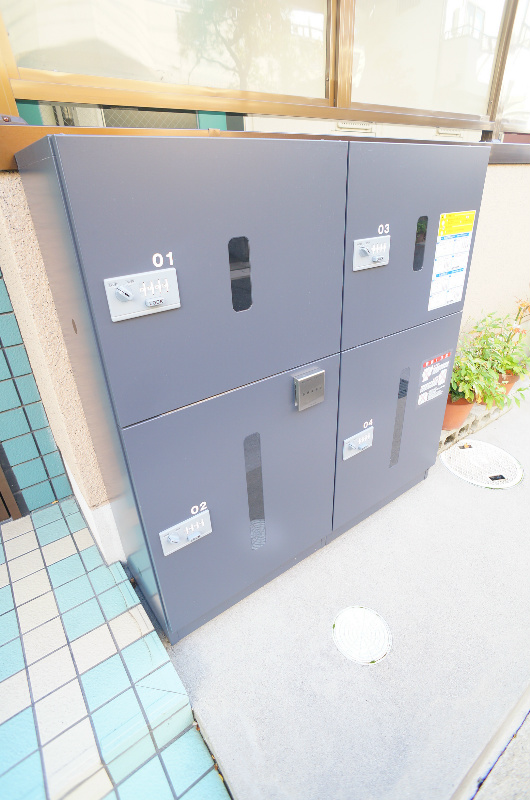 エントランス　宅配BOXを新設！★