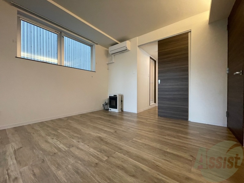 居室・リビング　広くてきれいなリビングです！快適に過ごせそうですね。