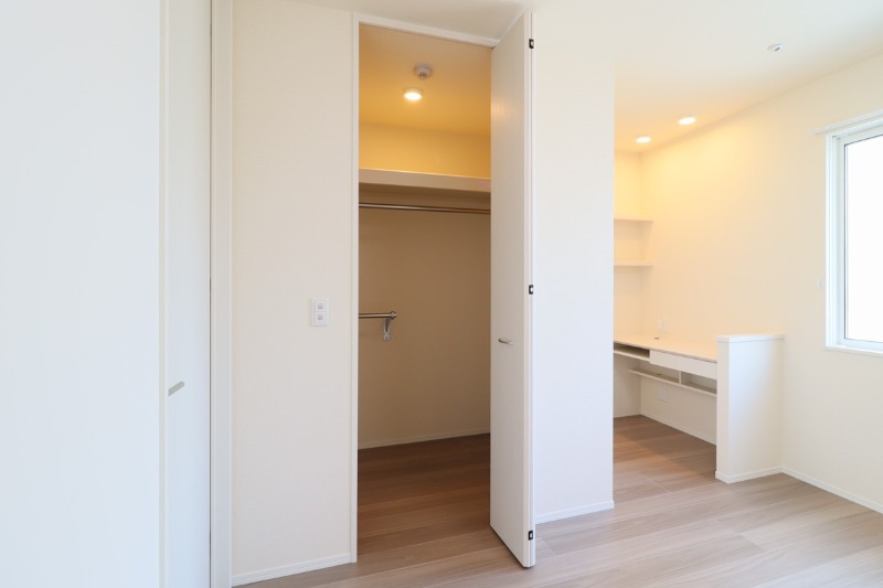 収納　図面と現状に相違がある場合には現状を優先