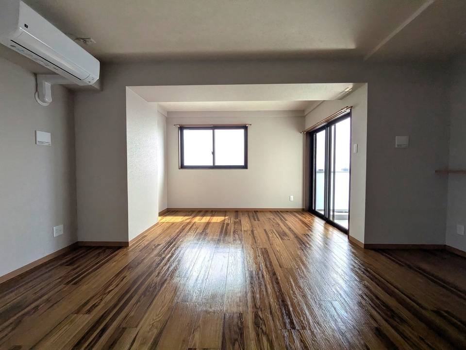 居室・リビング　リビング