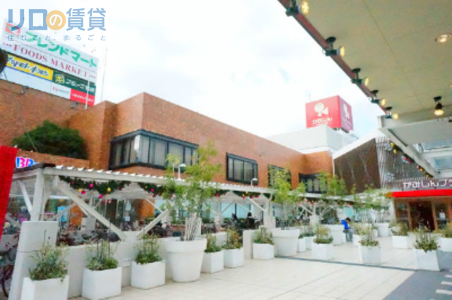 ショッピングセンター　かみしんプラザ（ショッピングセンター）まで944m