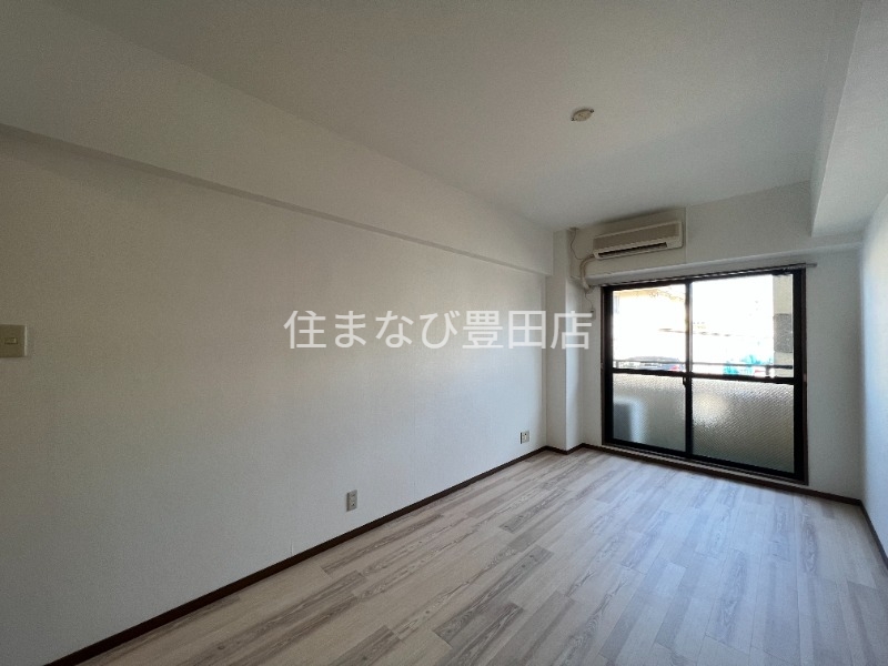 居室・リビング　同型別部屋写真